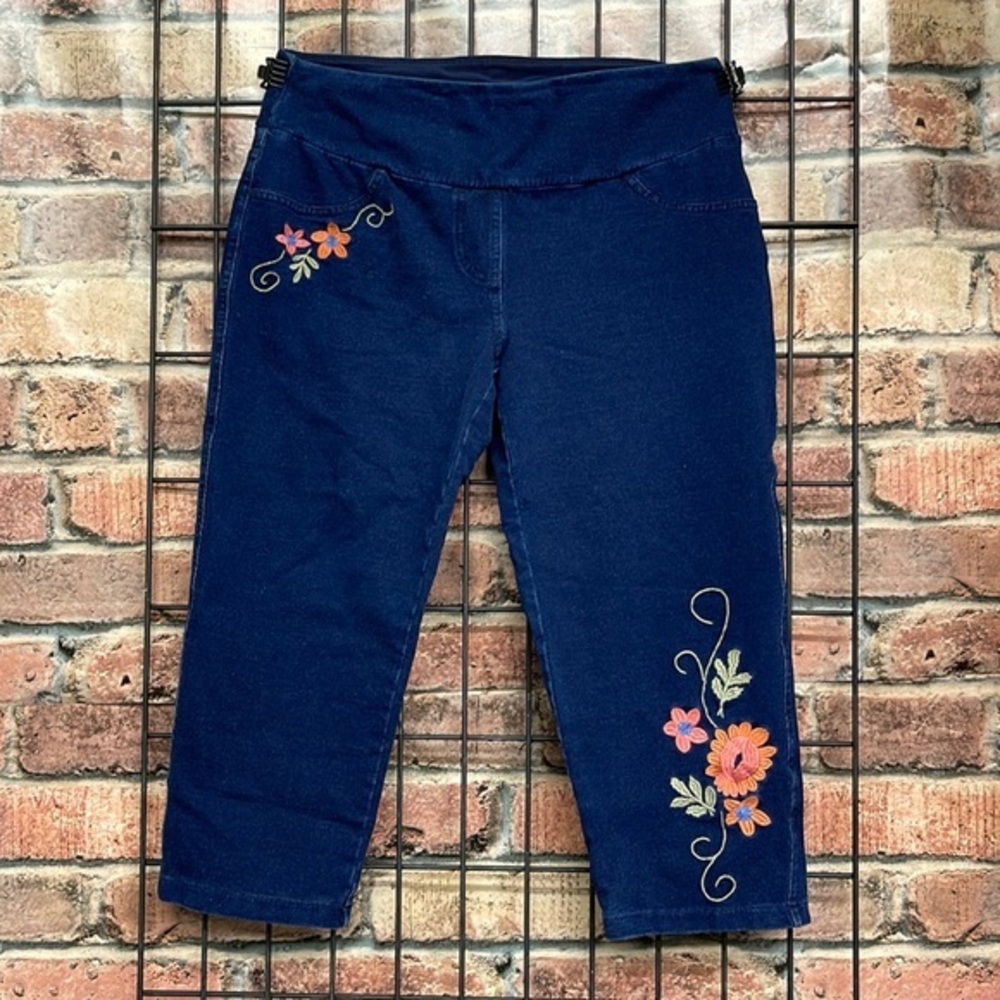 Three Hearts cropped embroidered jeggings size Medium